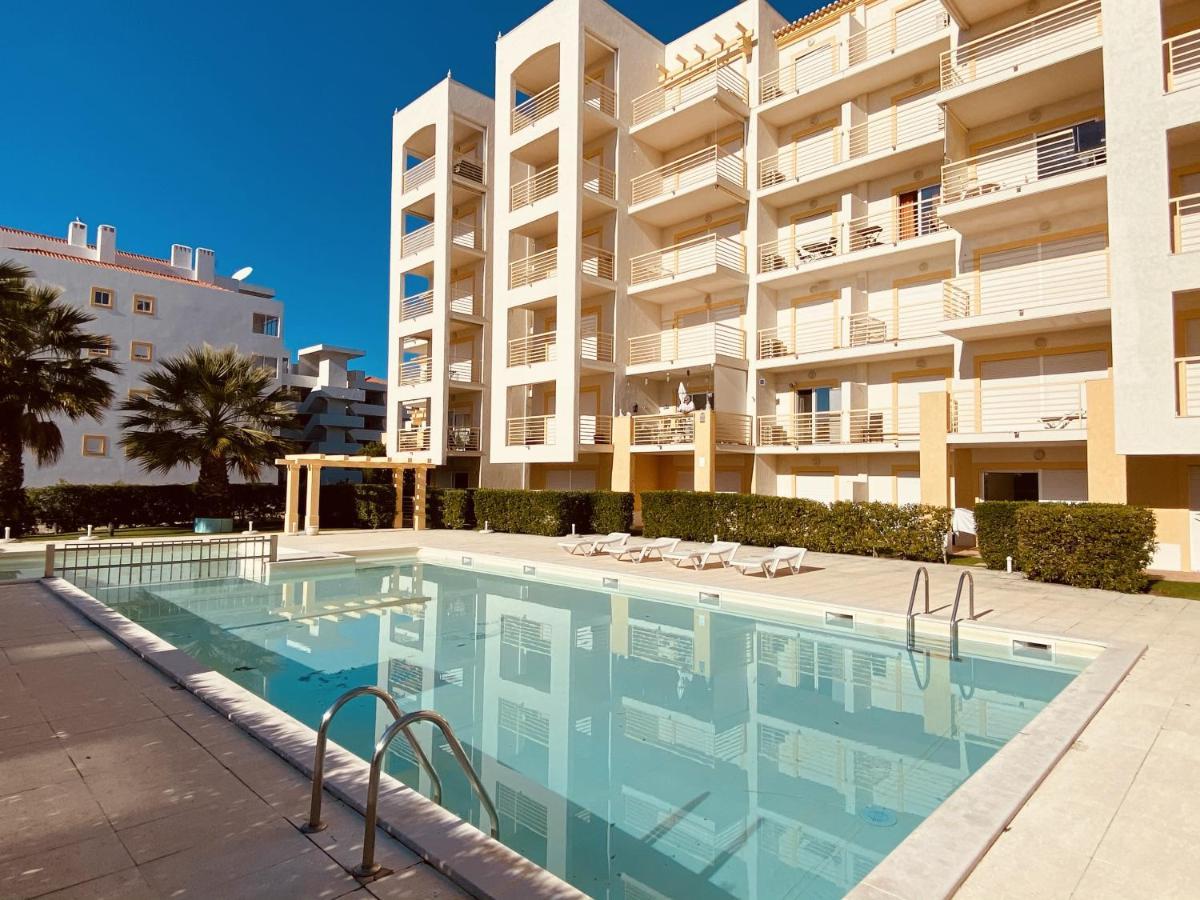 Vista By Check-In Portugal Apartment อัลบูเฟรา ภายนอก รูปภาพ